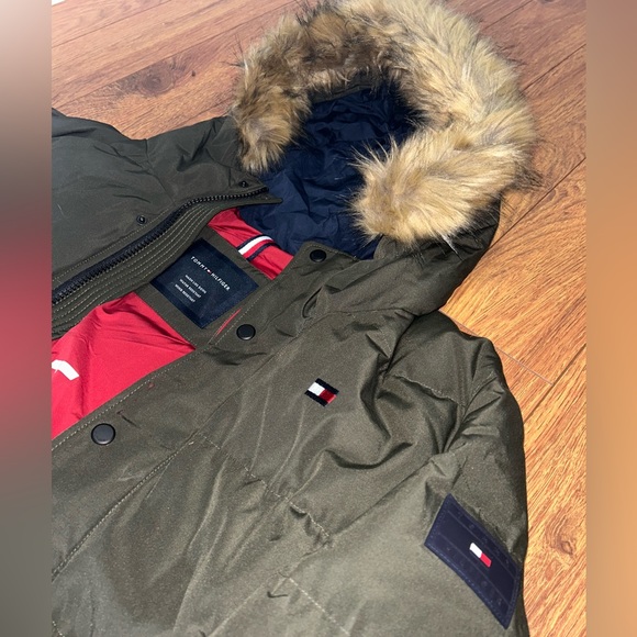 Tommy Hilfiger jacket - Picture 4 of 8